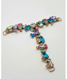 ACCESORIO METALICO PEDRERIA FORMA T MULTICOLOR (2 UNIDADES)