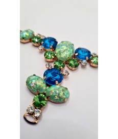 ACCESORIO METALICO PEDRERIA BOLAS ORO/ VERDOSO (2 UNIDADES)